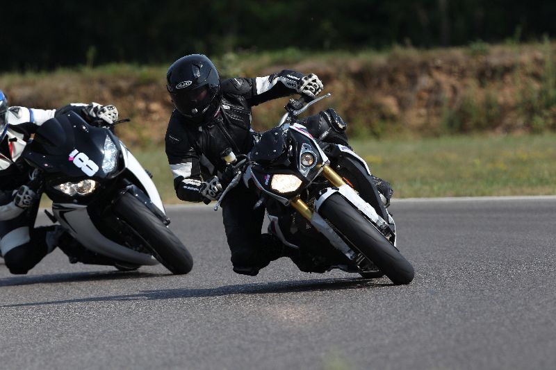 /Archiv-2018/44 06.08.2018 Dunlop Moto Ride and Test Day  ADR/Strassenfahrer-Sportfahrer grün/8